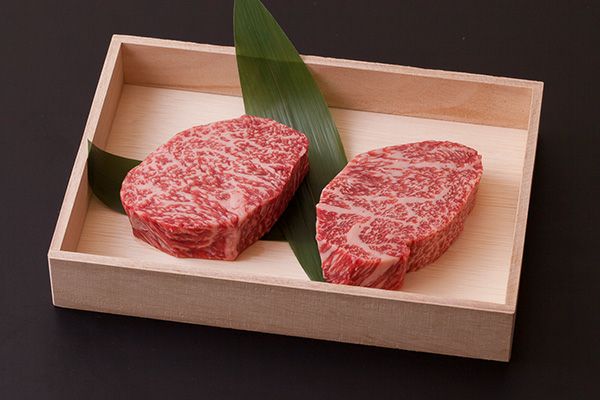 松阪牛A５ 超特ブリスケ芯（２分割） １，５１ｋｇ